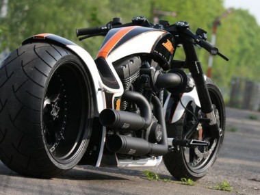 Harley Davidson Screamin Eagle 'RSR' by Thunderbike