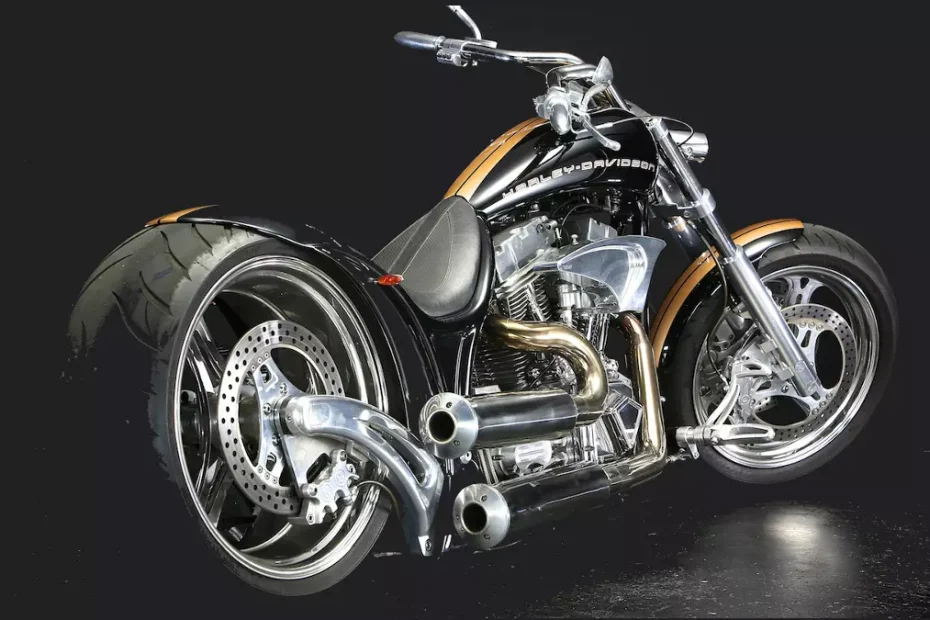 Harley-Davidson-Dragster-Enciel-by-Bad-Land
