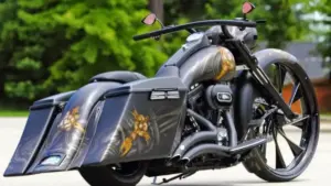 Harley-Davidson Road King Bagger by The Bike Exchange