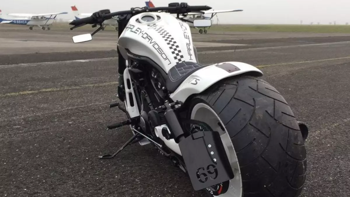 Harley Davidson V Rod ‘GTS300 III’ by 69Customs