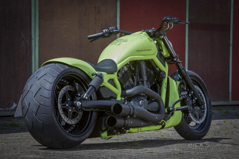 ▷ Harley Davidson V Rod muscle specs “Apple” by Rick’s Motorcycles