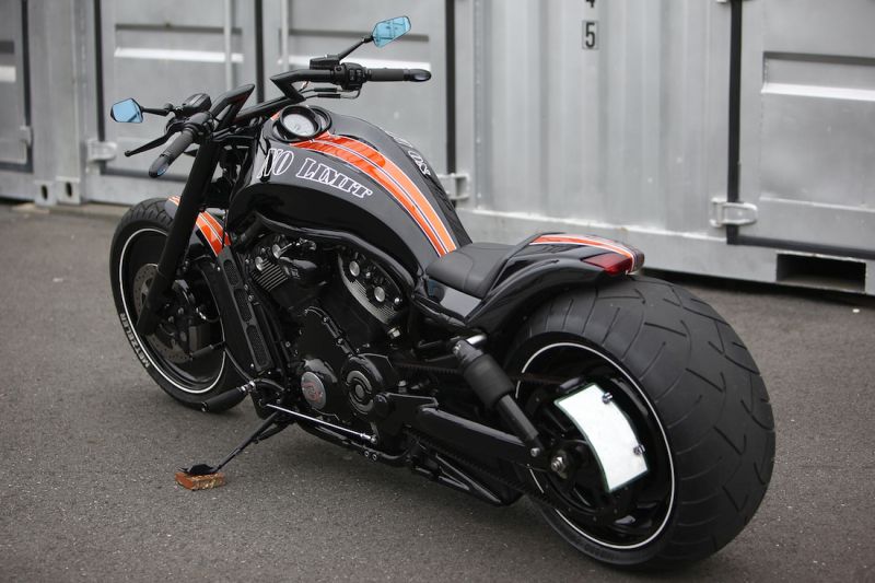 Harley Davidson V Rod custom parts ‘Neo Cydos’ by Bad Land