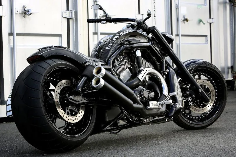 Harley Davidson V Rod gigger by Bad Land