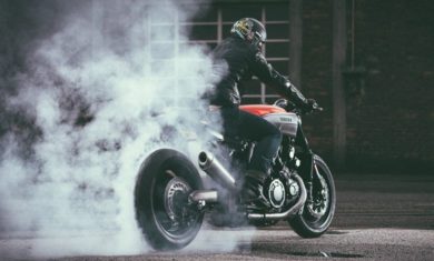 Yamaha v-max infrared jvb moto