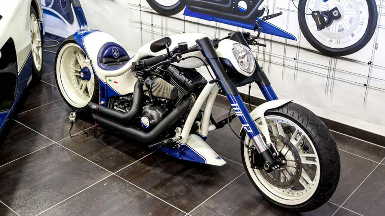 harley-davidson-custombike-mc12