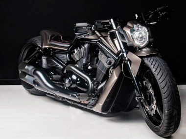 Harley-Davidson Night Rod custom 'Lobo' modificada por Lobomotive