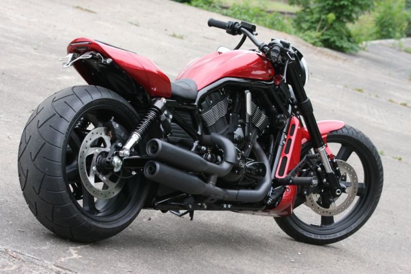 Harley Davidson V Rod 'Red' by Thunderbike