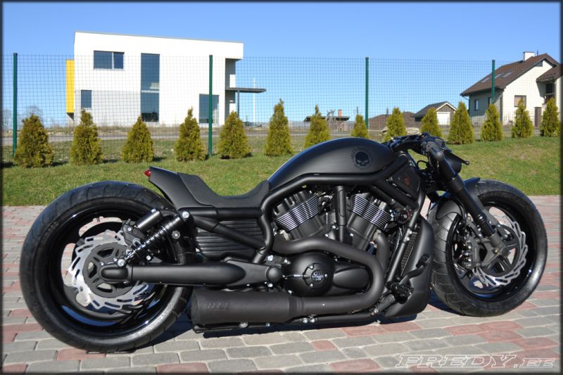 Harley Davidson V Rod “Special” by Fredy