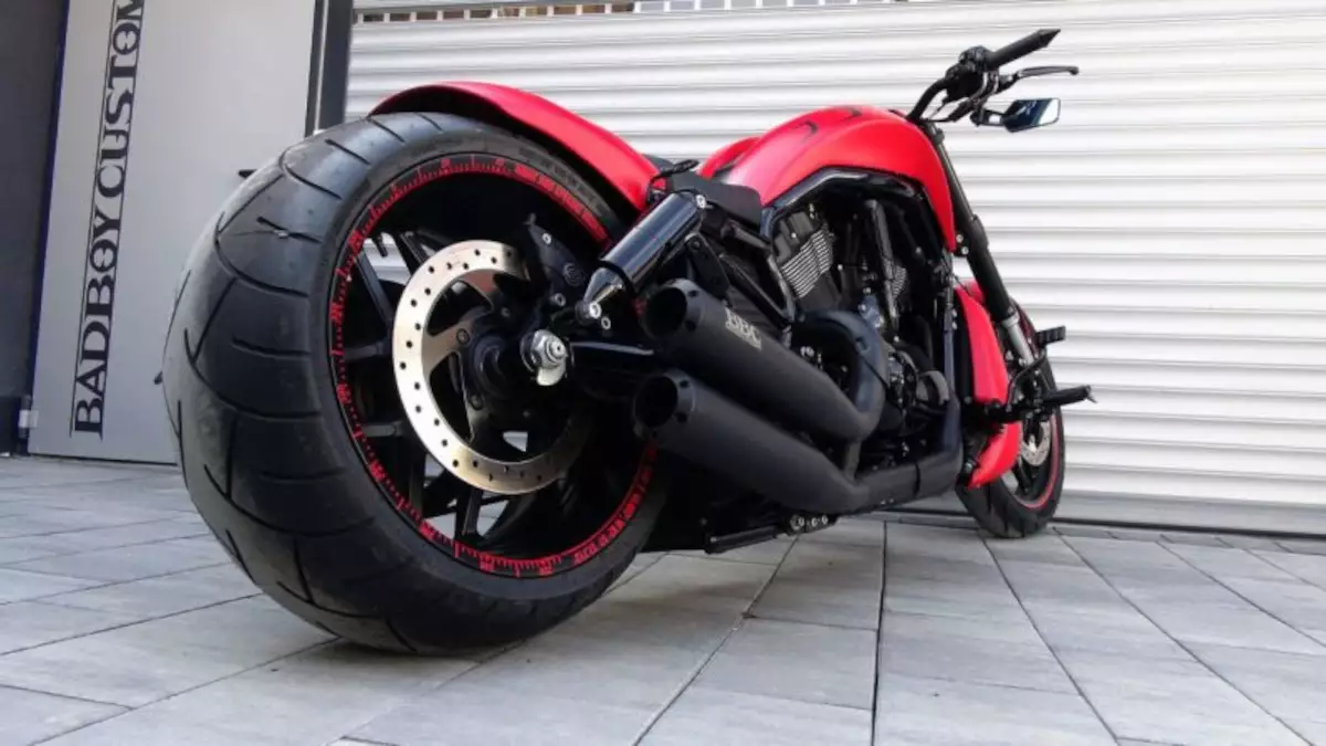 Harley Davidson Night Rod by Bad Boy Customs 01