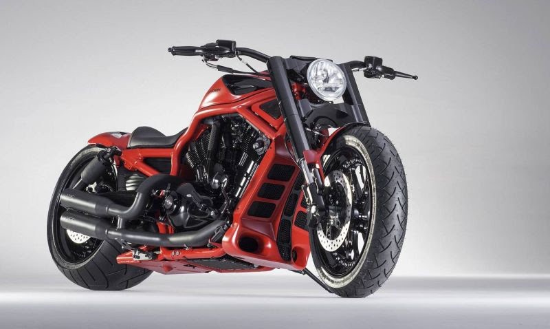 Harley Davidson V Rod Reeeeed by Bündnerbike