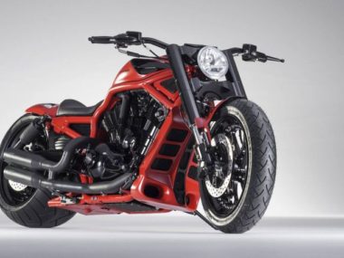 Harley Davidson V Rod Reeeeed by Bündnerbike