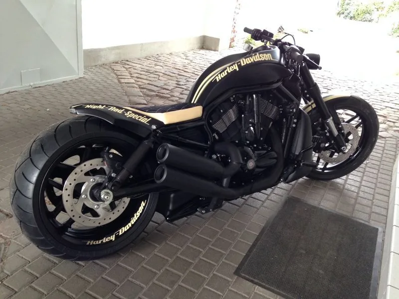 Harley Davidson V Rod Beige Black by 69Customs