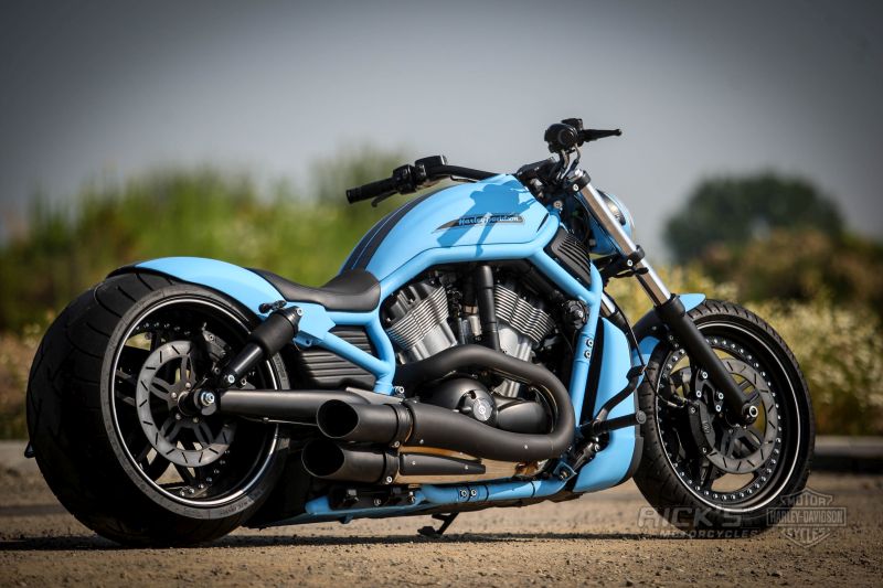 Harley-Davidson V Rod “Flyin‘” by Rick’s Motorcycles