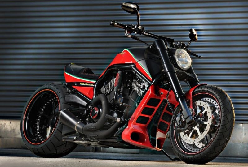 Harley Davidson V Rod “625 Scaglietti” by X-Trem