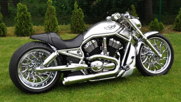 Harley Davidson V Rod chrome power by Fredy