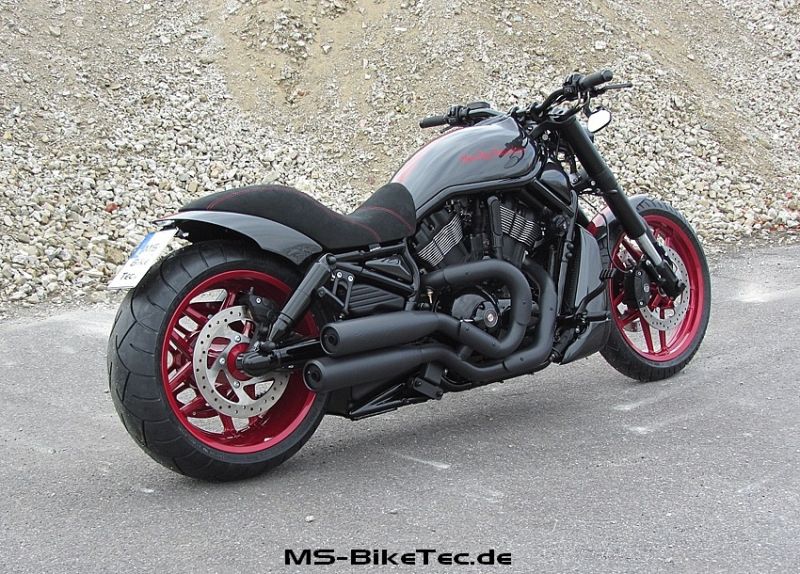 Harley Davidson V Rod ‘Red Willy’ by MS-BikeTec
