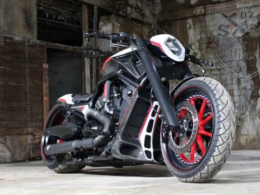 Barracuda-Harley-Davidson-sk-brush