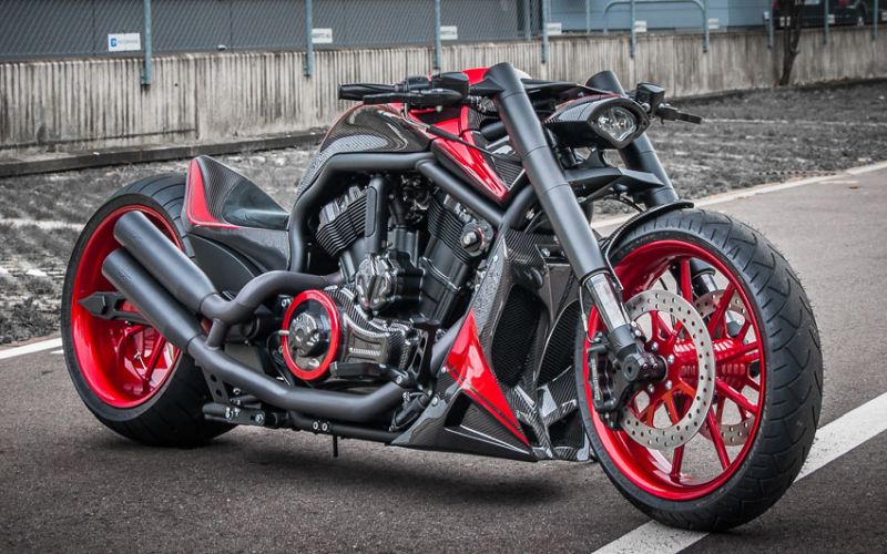Harley V Rod muscle “Agera-R” by No Limit Customs