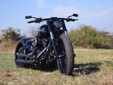 Harley Davidson Breakout Custom-4