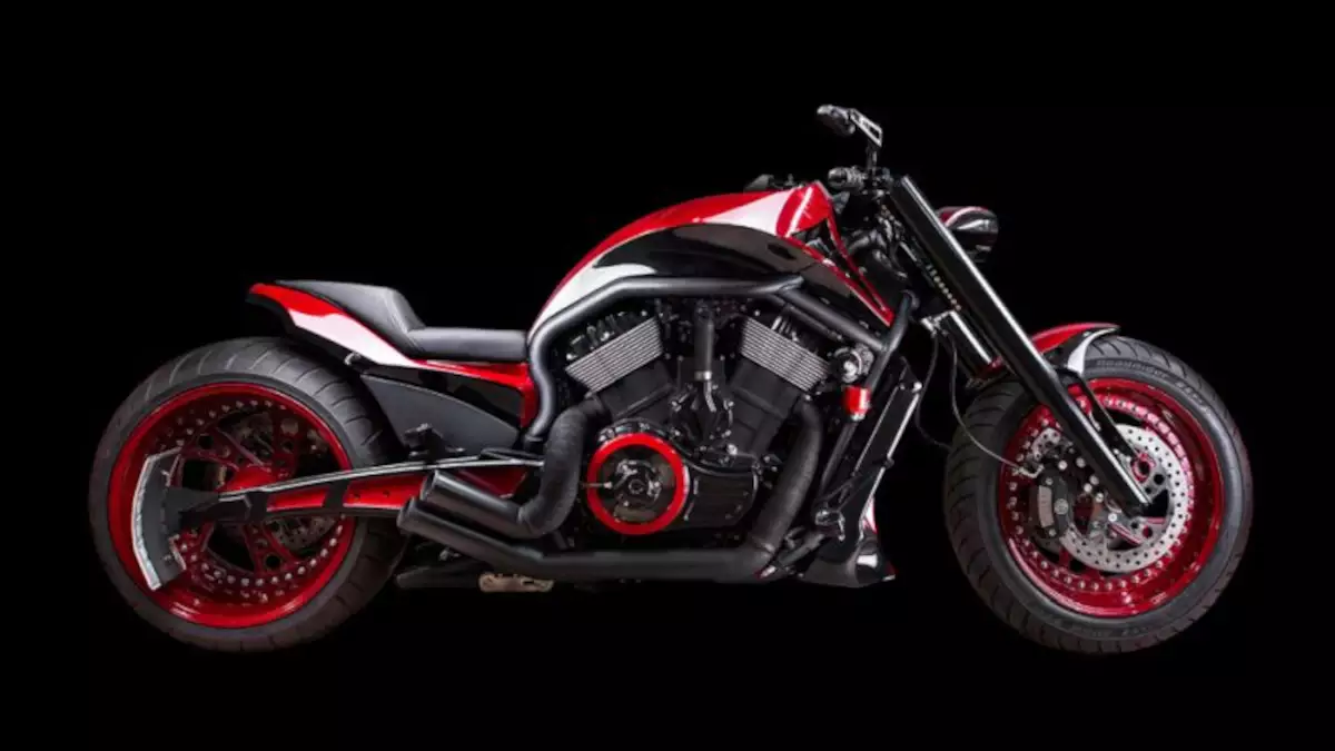 Harley Davidson Night Rod Custom ‘Red’ by Gaz Custom