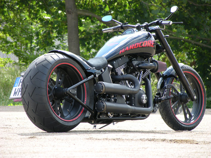 Harley-Davidson Softail “Nightmare” by Walz Hardcore Cycles