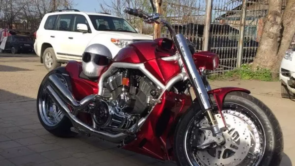 Harley V Rod Night Rod Special ‘Chrome Cherry’ by Gaz Custom