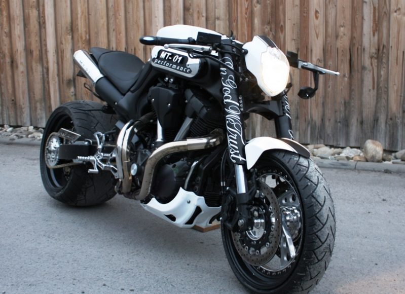 Yamaha MT01 White RF-Biketech-7