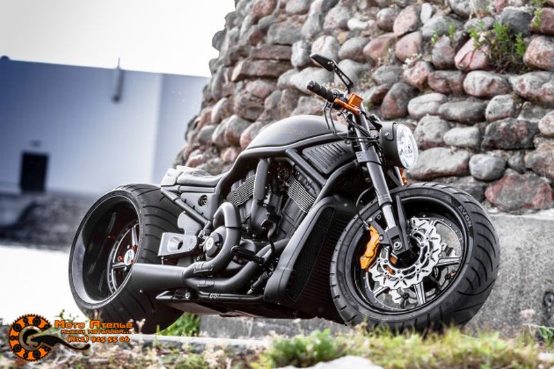 Harley Davidson V Rod “BatMan” by Mat Custom