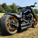 Harley-Davidson Softail Breakout 2017 BlackGold300 by 69 customs