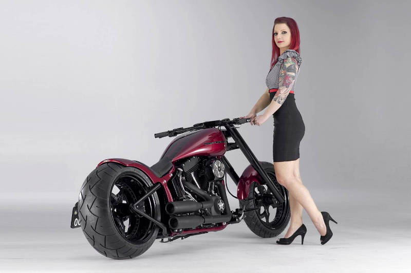 Harley-Davidson Softail ‘Diablo Red’ by Bündnerbike