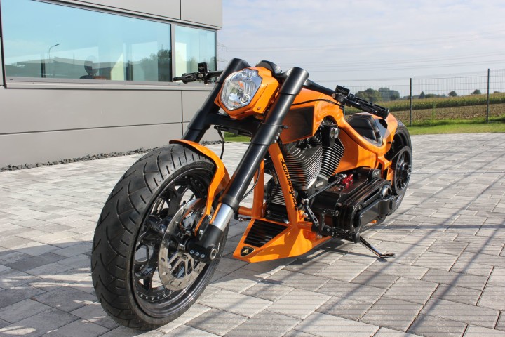 Lamborghini Custom Bike “Murcielago” by VOS Performance
