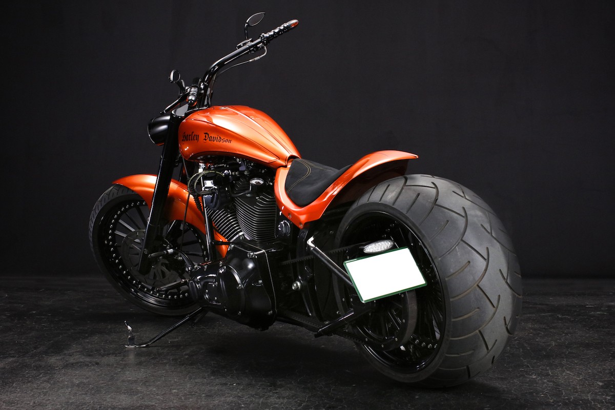 Harley-Davidson Softail “Orange” by Bad Land – 4.200.000 JPY