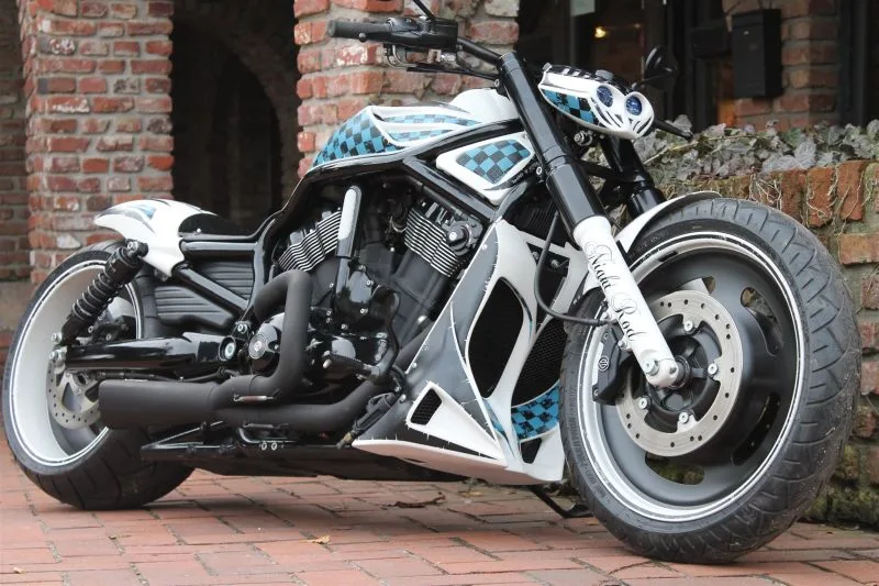 Harley-Davidson Night Rod Streetfighteri by X-Trem