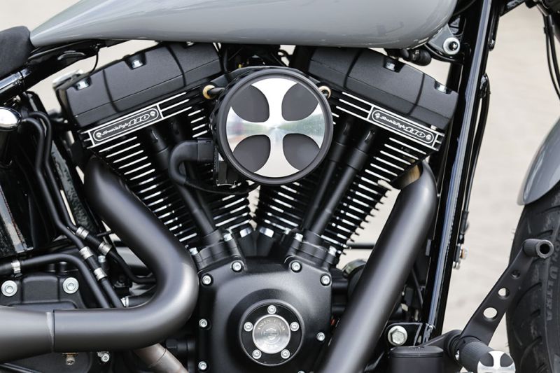 Harley Davidson Softail Slim Freespoke by Thunderbike