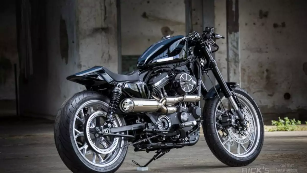 Harley Davidson Sportster ‘Raceline’ by Rick’s Motorcycles