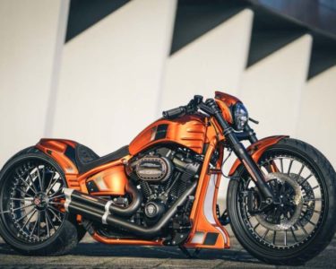 Harley-Davidson Softail Breakout "GP Style" by Thunderbike