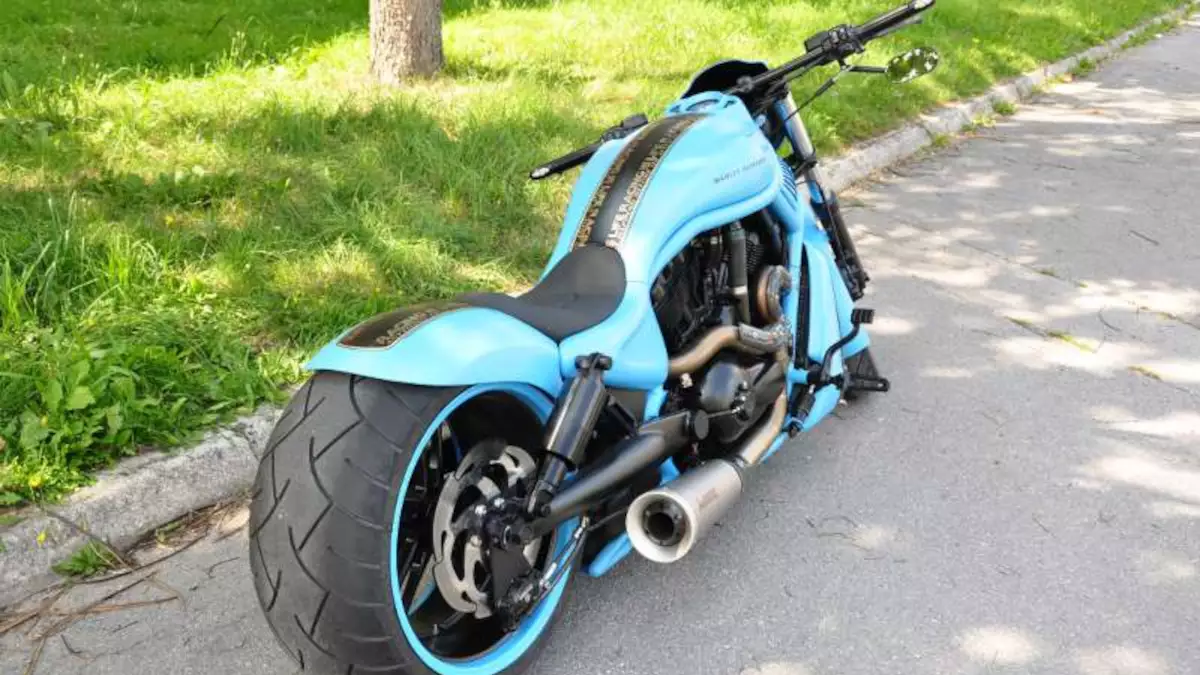 Harley Davidson V Rod Night Rod by DreaMachine