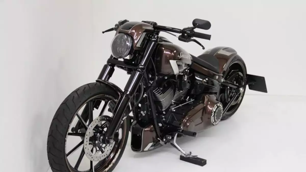 Harley-Davidson Softail Breakout ‘SpeedFreak’ by Cult-Werk