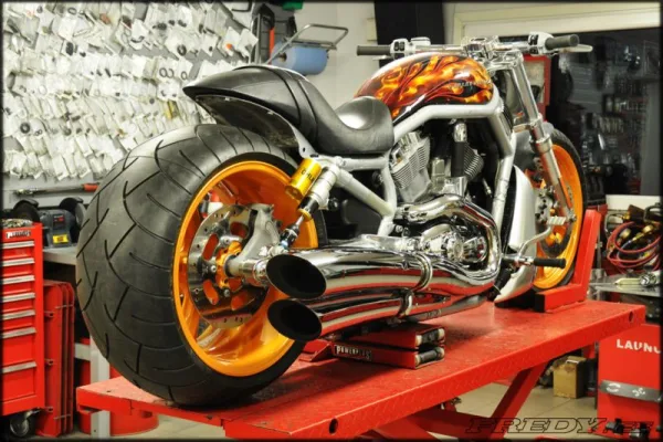 Harley-Davidson v-rod muscle six by fredy