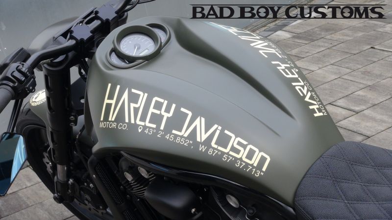 harley-davidson-v-rod-military-300-bad-boy-customs