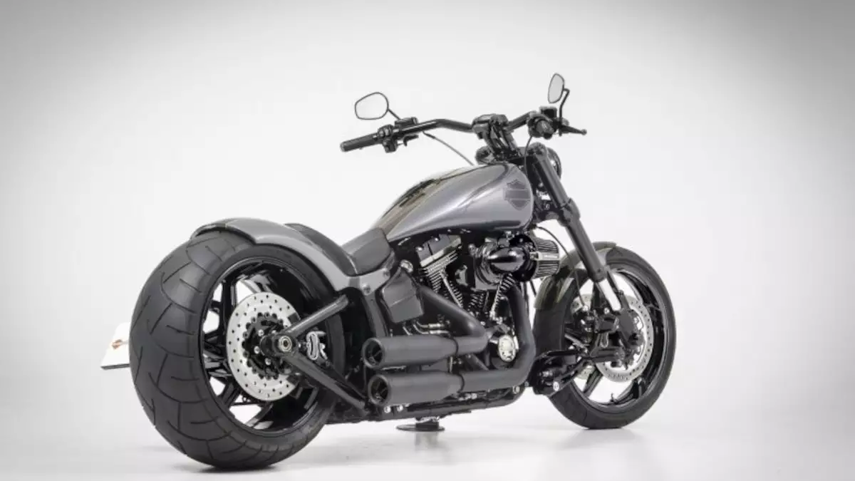 Harley-Davidson Softail Slim S '1903' by Bündnerbike Harley-Davidson Softail Slim S 1903 by Bündnerbike