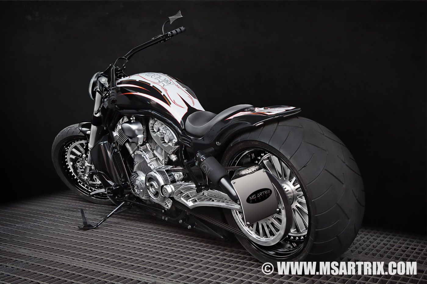 Harley-Davidson V-Rod “Descrizione” by MS Artrix