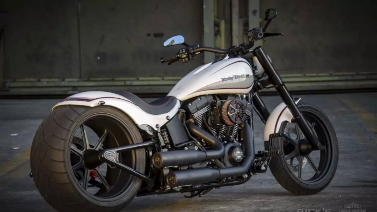 Fat Boy Slim S 'Nights in white Satin' by Rick's Motorcycles