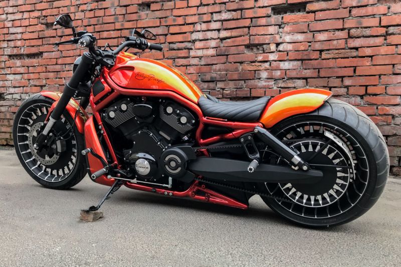 Harley-Davidson V-Rod Orange by box39