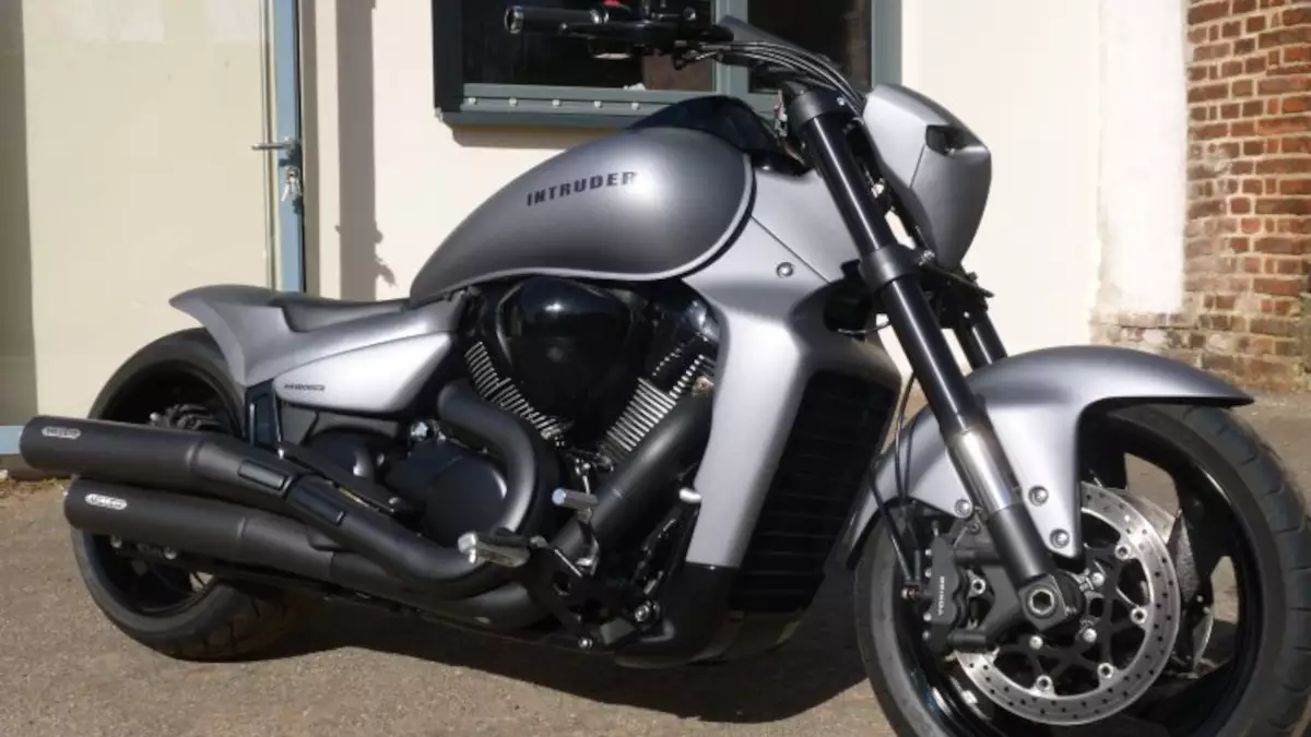 Suzuki Boulevard M109R Custom ‘Thor’ by Extremebikes