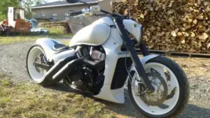 Suzuki Boulevard Streetfighter by Extremebikes