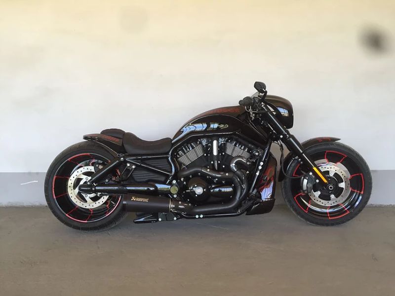 harley-Davidson V-Rod muscle Death Proof by Burmeisters