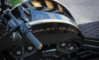 harley-Davidson V-Rod muscle gold by rb machine