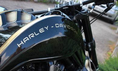 harley-Davidson V-Rod muscle gold by rb machine