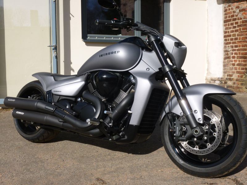 ► Suzuki Boulevard M109R Custom “Thor” by Extremebikes